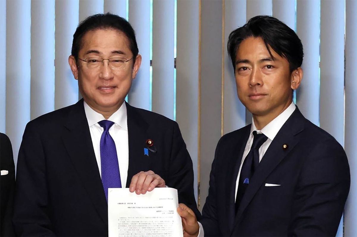 岸田首相と小泉進次郎氏