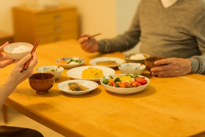 シニア夫婦の食卓