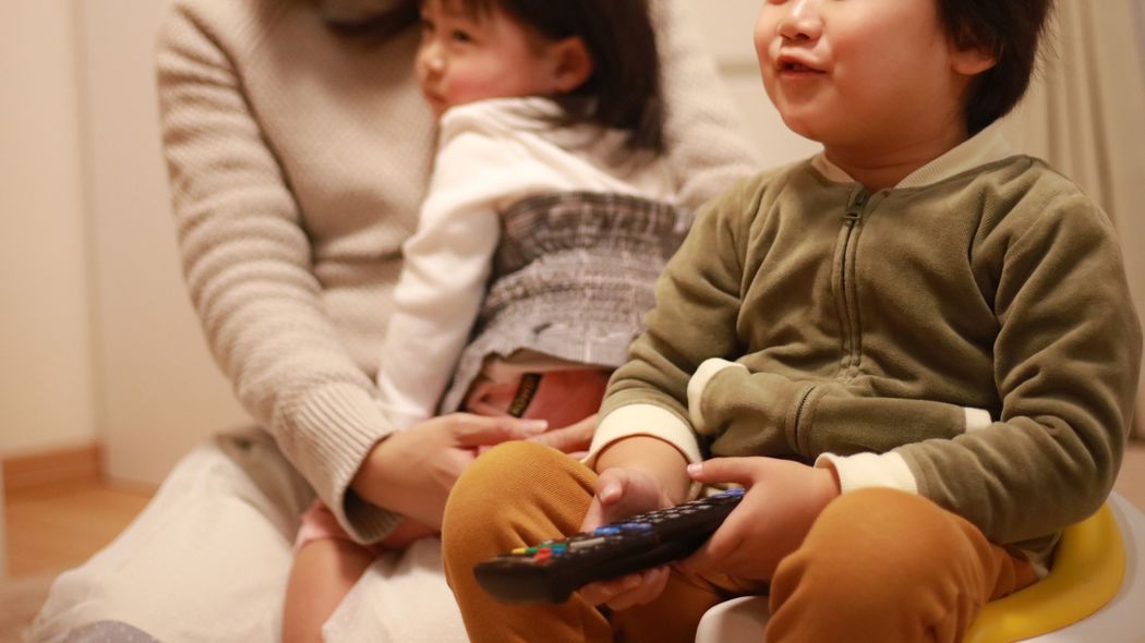 ｢家にテレビがない｣という子は国語力が低い…塾講師が｢子供にはテレビをどんどん見せて｣と訴えるワケ テレビやインターネットは子育ての味方である