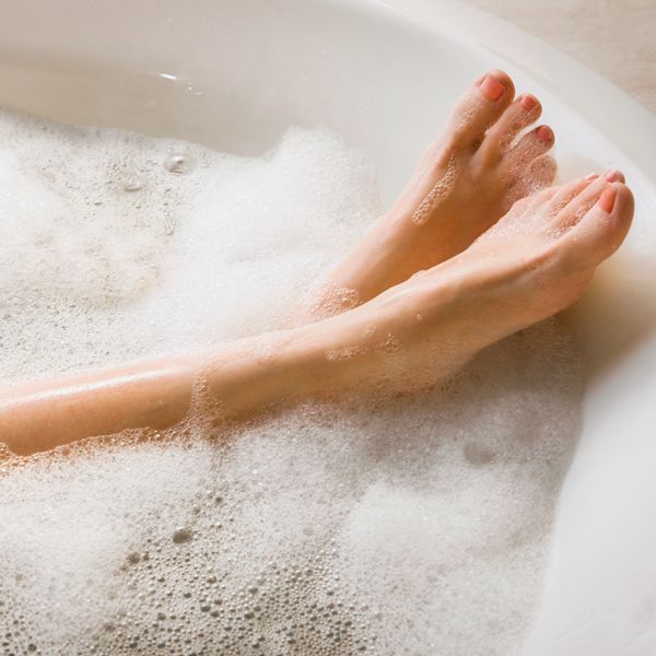 ぐっすり眠る人は 40 の風呂に10 15分 入る 朝は1分のシャワーで加齢臭を抑制 President Online プレジデントオンライン