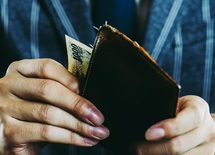 20代の家計は、貯め方より使い方を学べ