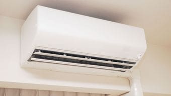 洗濯機･掃除機は6年､ではエアコンは?…専門家｢家電の買い替え時期をすぎて使い続けると生じる大損失｣