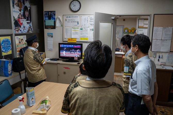 シーソーゲームにみなハラハラ