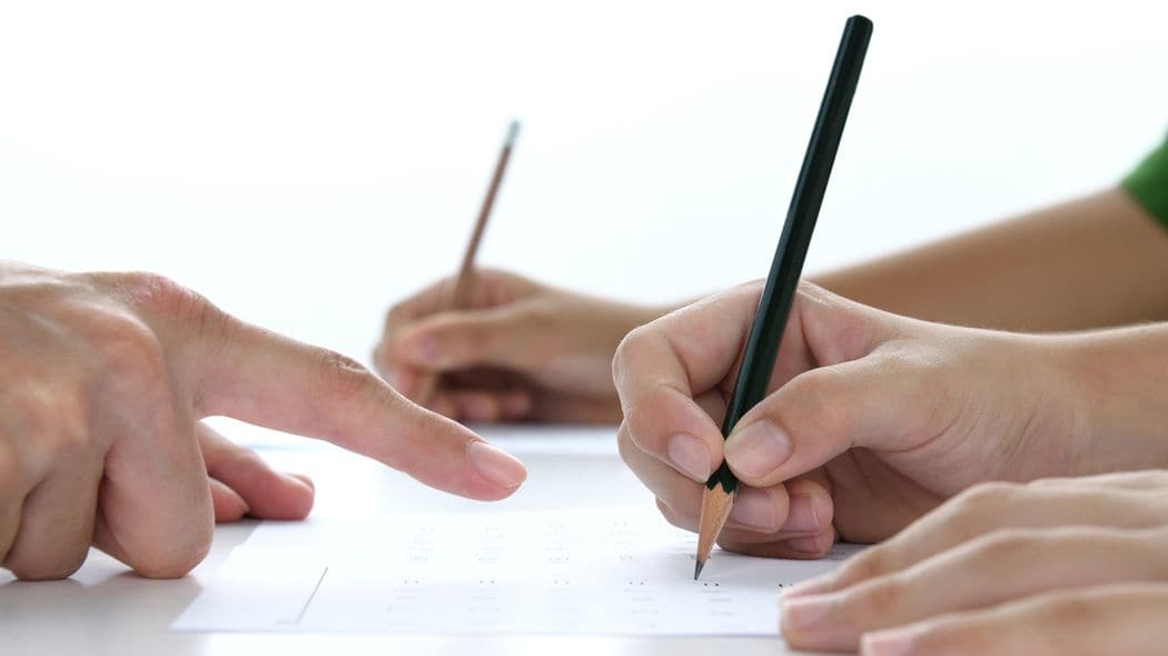 ｢11月の土日｣の過ごし方を見れば一発でわかる…中学受験で志望校に"合格する親子"が｢週末に通う場所｣ 失敗する親子ほど｢週末の"模試漬け"｣