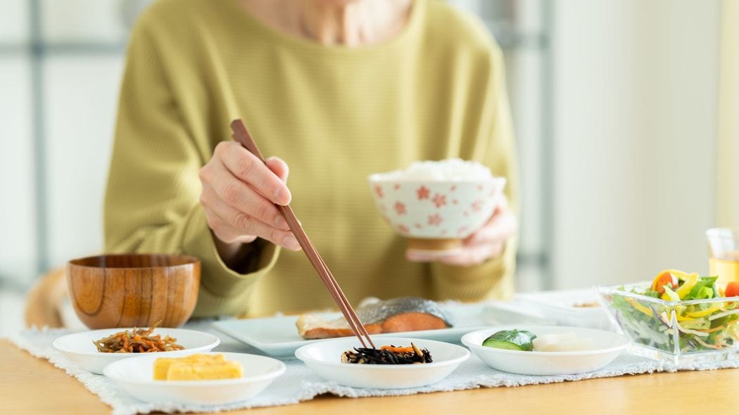 ｢毎日3食きっちり食べる人｣ほど早く老ける…生物学者が｢現代人は食べすぎ｣と断言する科学的根拠 ノーベル賞を受賞した｢細胞を若返らせる仕組み｣