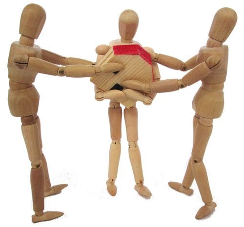 資産の取り合い