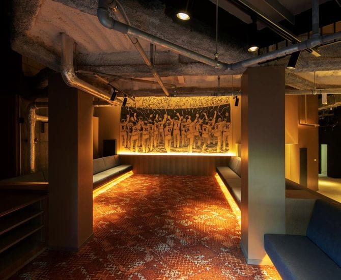 ダグアウトクラブラウンジの壁画