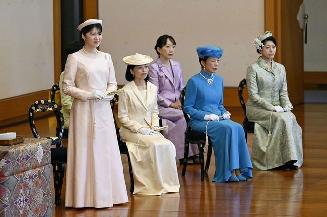 「歌会始の儀」に出席された愛子さま＝2026年1月14日午前11時14分、宮殿・松の間（共同通信代表撮影）