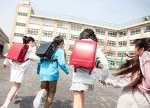 なぜ学童保育は"遊んでるだけ"に見えるか