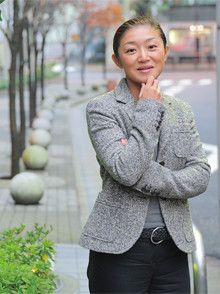 <strong>田島弓子●たじま・ゆみこ</strong><br>1967年生まれ。成蹊大学文学部卒。IT業界専門の展示会主催会社などを経て99年、マイクロソフト日本法人に転職。在籍中、個人、グループでプレジデント・アワードを2度受賞。2007年、キャリア、コミュニケーションの支援を行うブラマンテを設立。