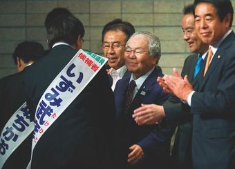 飯島勲"何度でも復活！日本のドンは最強"