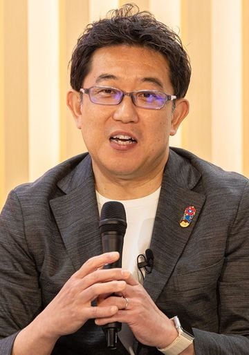 菊川人吾（きくかわ・じんご） 経済産業省 イノベーション・環境局長 1994年通産省入省。通商・環境・経済安全保障政策などに従事。情報産業課長、内閣参事官、大臣官房審議官などを経て現職。