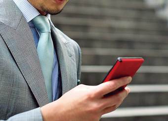 職場でトラブルになる“SNSの無礼”10