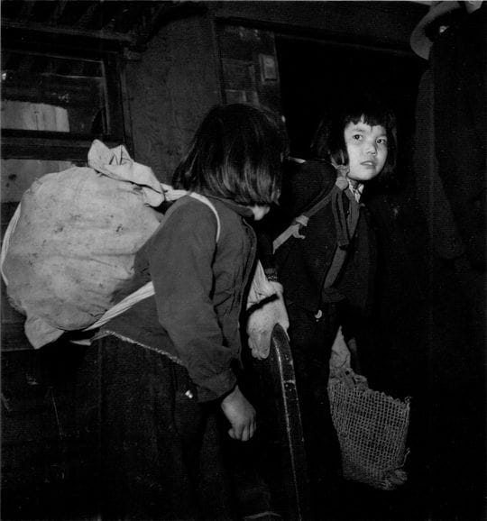 かつぎ屋の子供