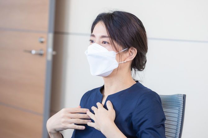 「高校に行くという選択肢は自分の中になかった」と語る