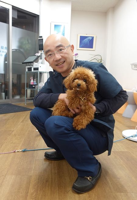 大谷義夫さんと愛犬の「プー」