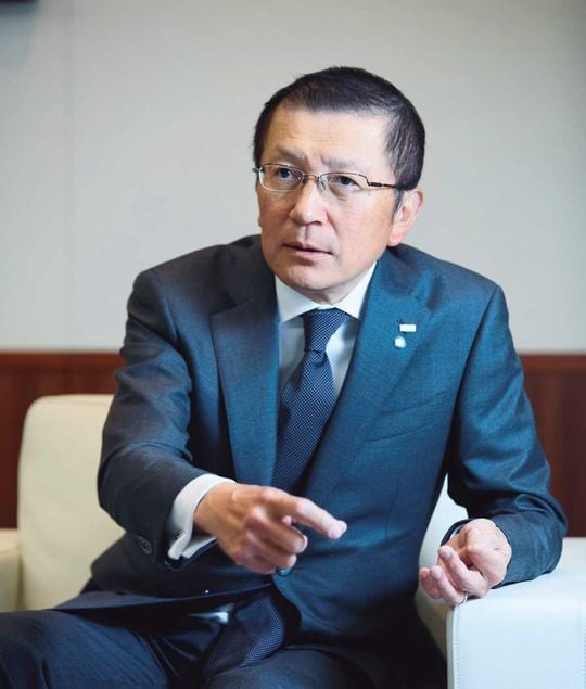 あいおいニッセイ同和損害保険社長 新納啓介