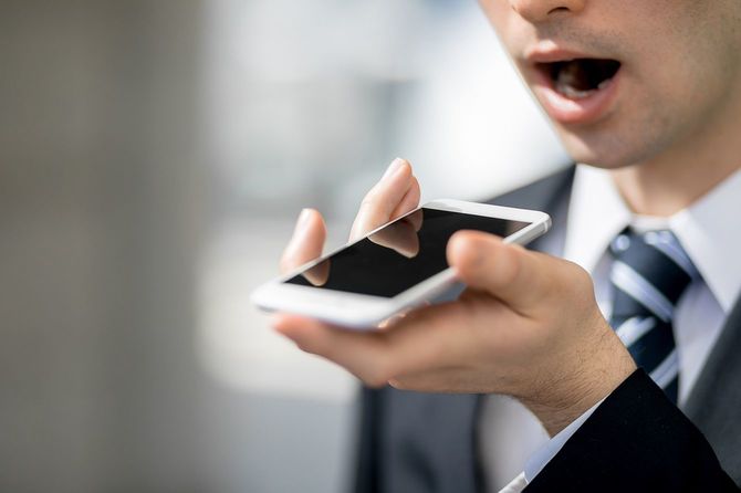 スマートフォンの音声認識