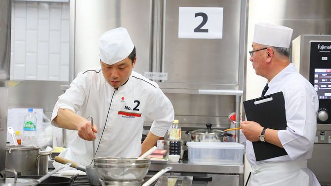 ワン選手の調理の様子