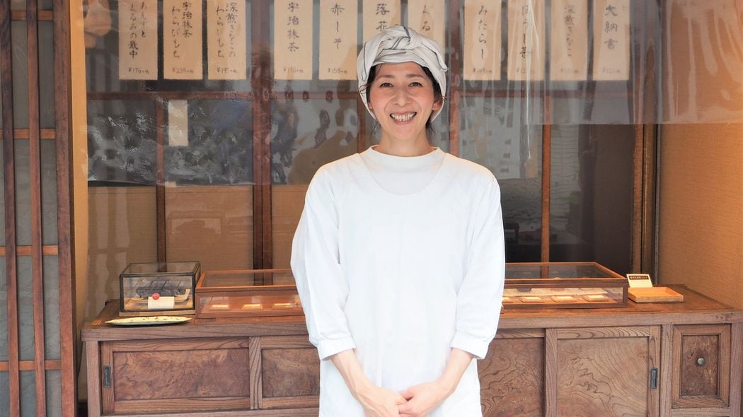 ｢和菓子はすべて独学｣1日3000個売れる"カラフルおはぎ"が大阪で誕生するまで【2021上半期BEST5】 女性店主は美大卒の元デザイナー