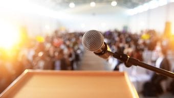 なぜ人は､田中角栄の話に聞き入ってしまうのか