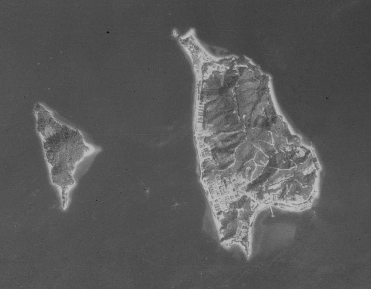 「地図から消された島」として知られる大久野島（1948年米軍撮影）