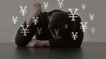 水回りの交換でもリフォームでもない…給与が3分の1に減った60代男性が青ざめた｢持ち家関連費30万円｣の正体