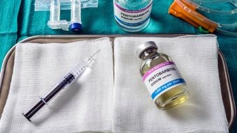 致死薬の点滴を自ら体内に流し込んだ81歳の英国老婦人は20秒で口が半開きに…直前に流した大粒の涙の理由