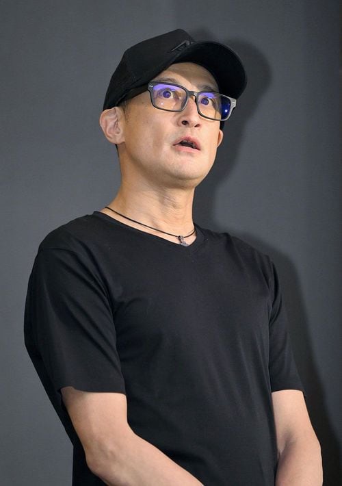 報道陣の取材に応じる、解散した「TOKIO」の松岡昌宏さん＝2025年06月27日、愛知県東海市