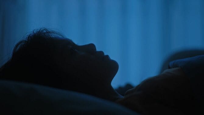 眠りにつけない人