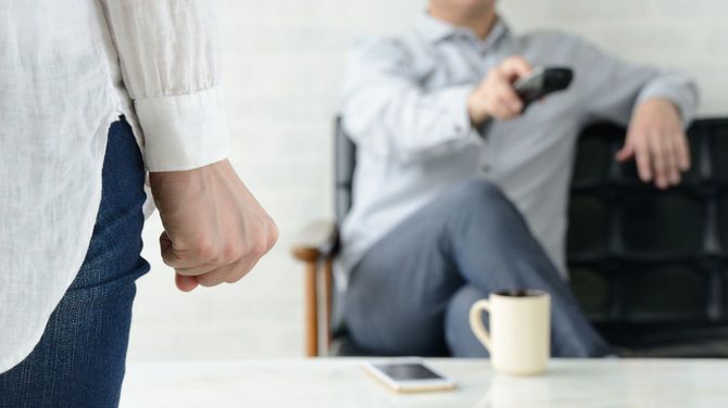 家事を手伝わない男性に不満な女性