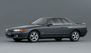 小5です。とても車に興味があります。 日産シルビアとG