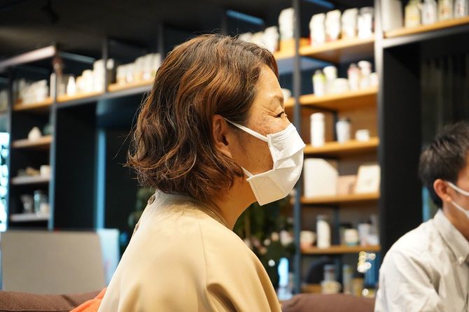 林さんは「オフィスの雰囲気が明るくなり、社員の個性がよく見えるようになった」と話す