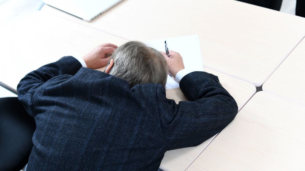 突然死に至る会社員はどんな生活をしているのか…産業医が｢死に近づく｣と警告する｢最初の一歩｣ 食生活､睡眠の乱れを招く根本原因とは何か