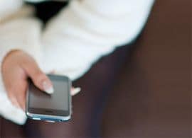 夫の携帯メールをこっそりチェックするのは合法か