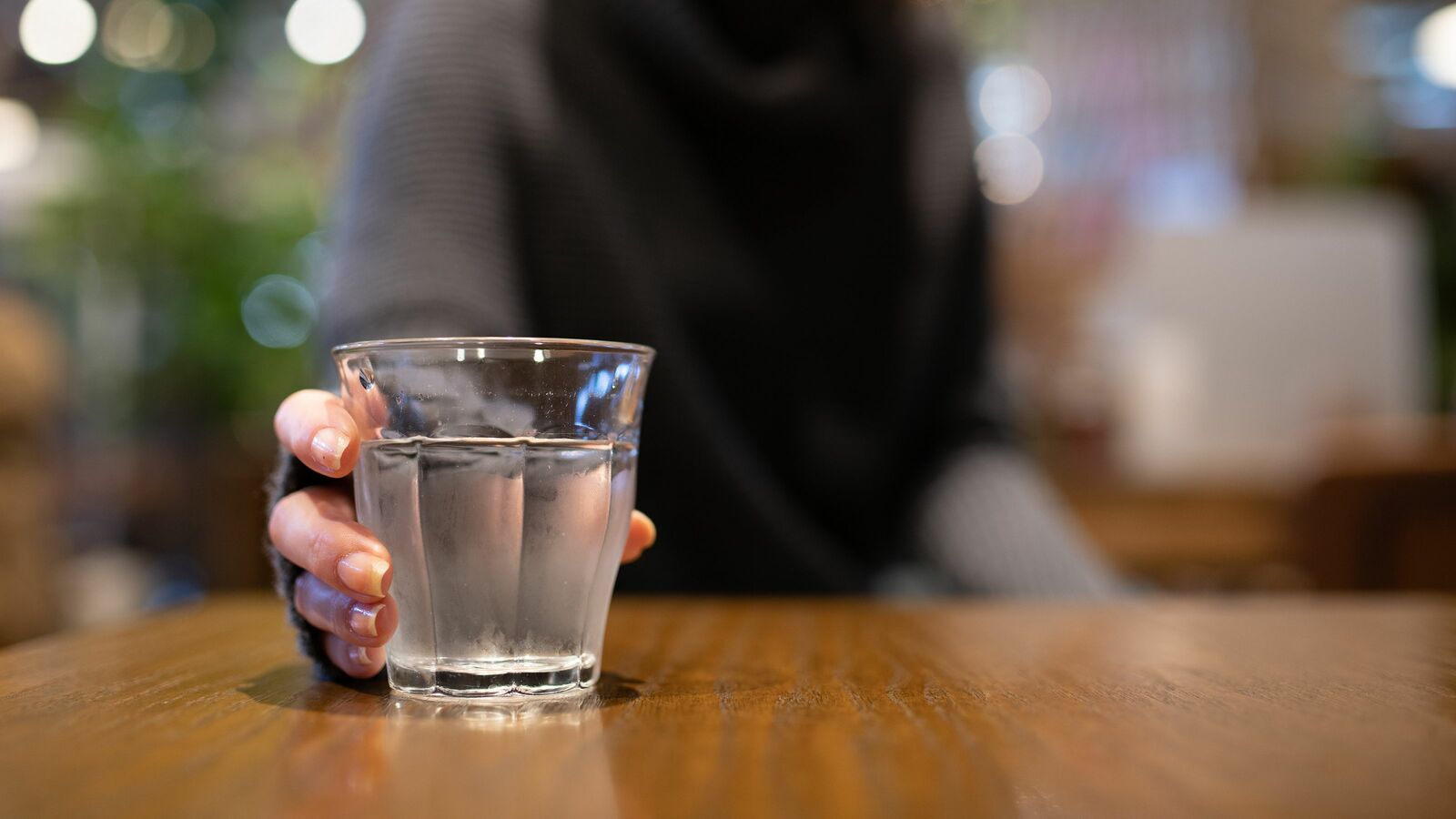 怒られたら｢まずは水を飲む｣が効果的…自律神経の名医が太鼓判を押す最強メンタルの鉄板ルール ストレス源は上司ではなく､あなた自身の感情である