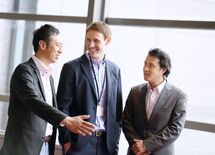 いい大人が"いきなり英会話学校"は逆効果