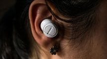 ｢発症リスクはダントツ｣イヤホンで音楽を聴いてる人が認知症になりやすいワケ