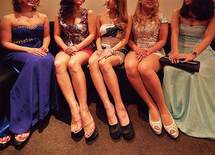 キャバ嬢18人が語る！「カッコ悪くて、カネもなし」でもモテるコツ