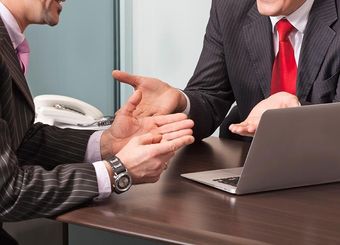 ウェブ音痴の上司に新規事業を認めさせるには