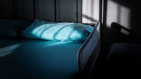 年収1000万円から240万円に転落 介護と仕事の両立に戸惑う男たちの嘆き 介護する人の半数以上は働いている President Online プレジデントオンライン