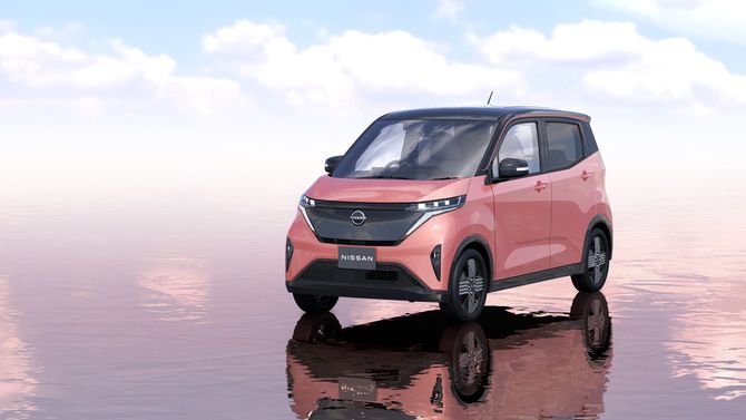 日産「サクラ」