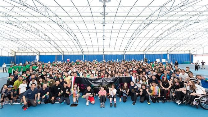 澤田さんが考案したゆるスポーツ。大会には多くの人が集まった