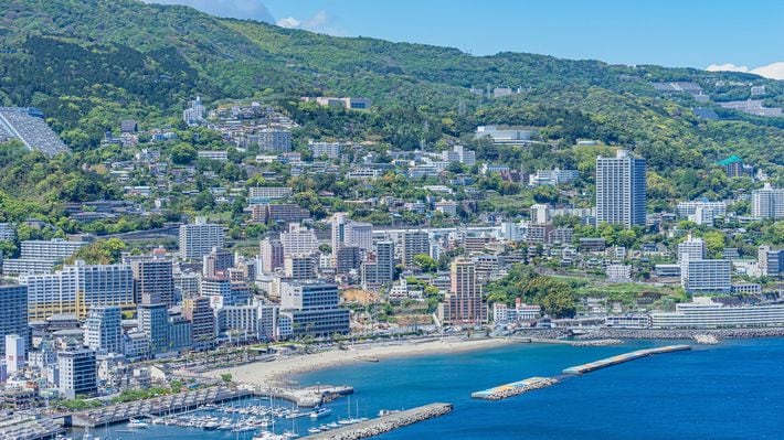 熱海はなぜ「さびれた観光地」から「若者に人気の街」に生まれ変われたのか…大学教授が解説「V字回復の秘訣」
