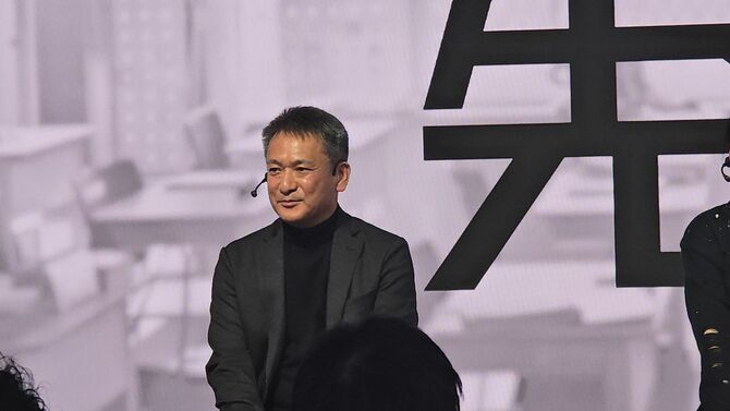 「御上先生」関連イベントに登壇した元麹町中学校校長の工藤勇一氏