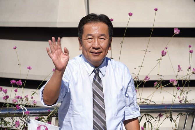 2024年10月14日、八王子駅前で有田芳生の応援演説をする枝野幸男氏