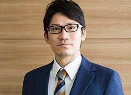 なぜ、スマホやパソコンではなく手書きなのか？