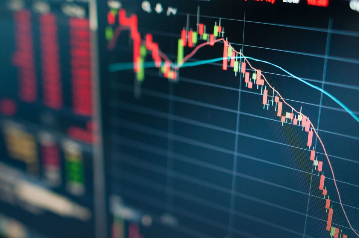 株式市場グラフとテクニカル分析ストック