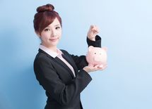 稼ぐ人は収入の何割を貯蓄や投資に回すか