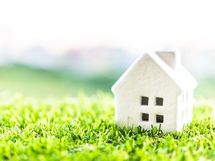 あなたの住宅ローン、高すぎ……？ マイナス金利の今こそ借り換えのススメ